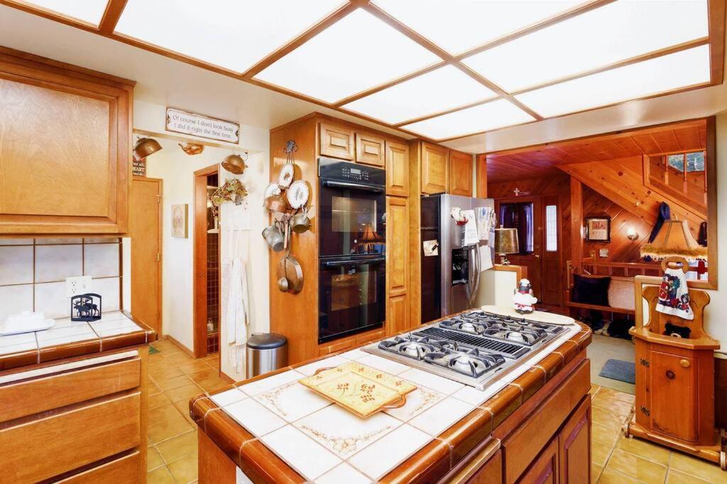 Lakeview 3-Story Winter Home Crestline Exterior foto